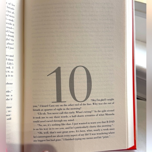 📚 Vintage 2003 The Devil Wears Prada Hard Cover Book - Great Collectors Item - Picture 13 of 16